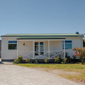 Taupo-Top-10_Menu_Motel-Rooms-300×300-2